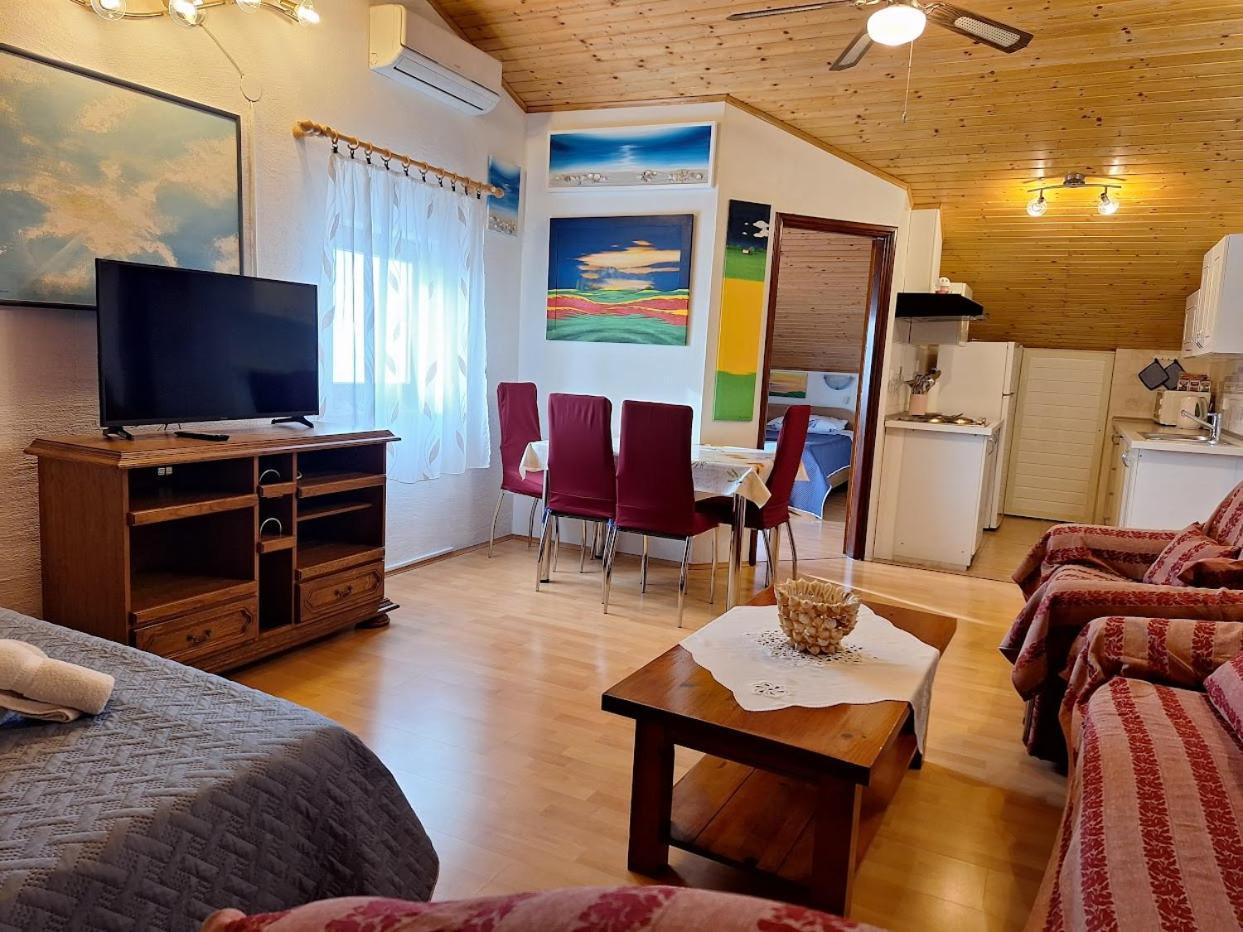 Apartments Alex Rovinj Ngoại thất bức ảnh