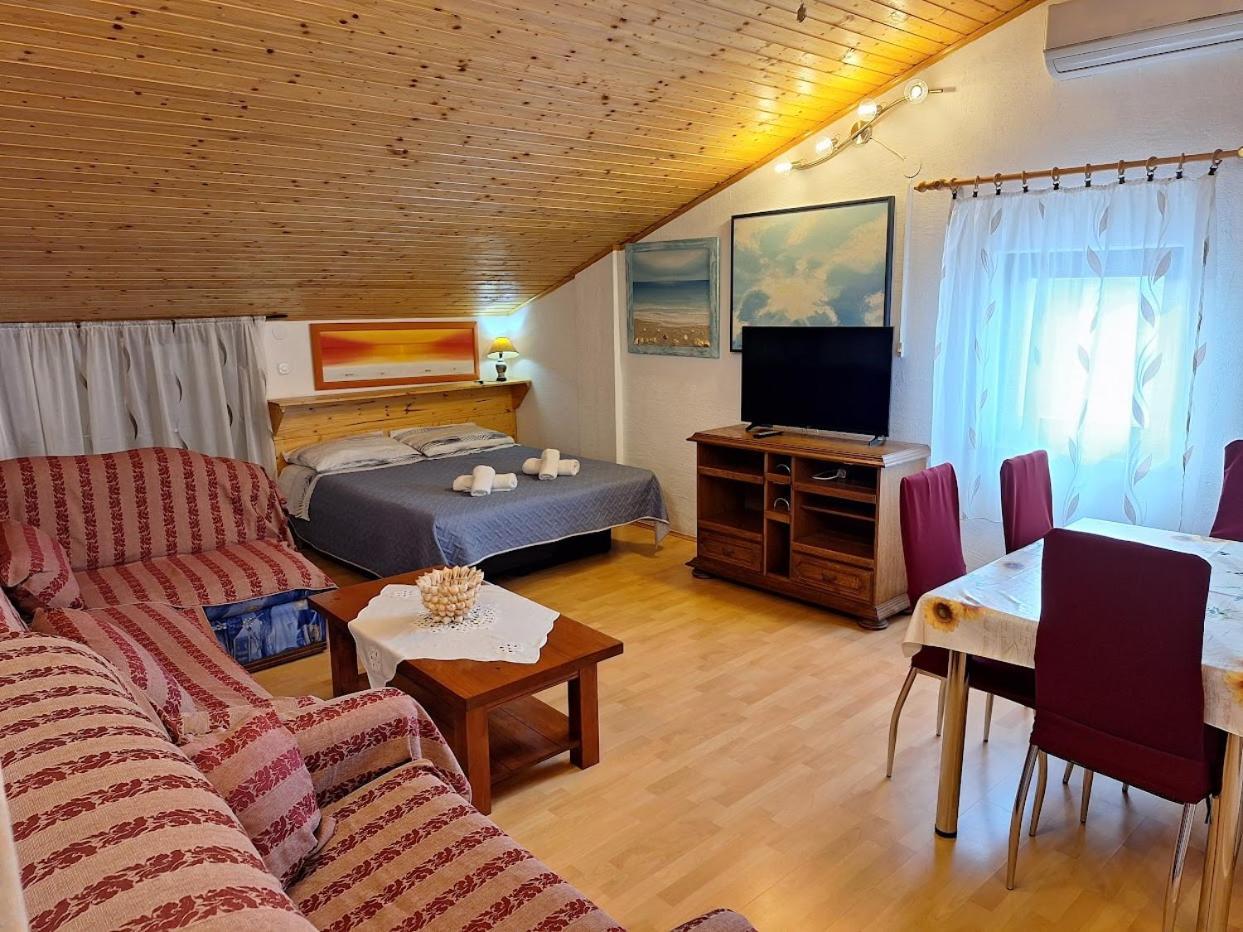 Apartments Alex Rovinj Phòng bức ảnh